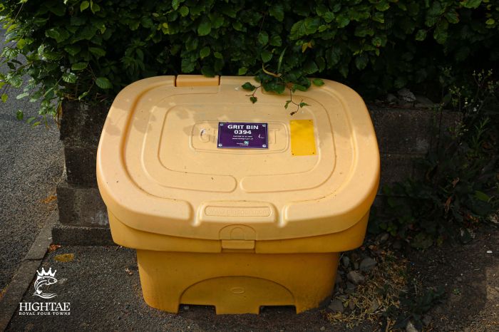 Winter Grit Bin